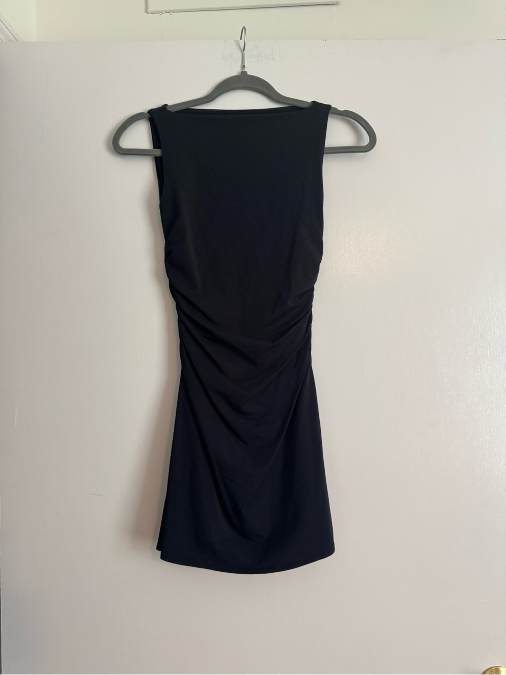 Abercrombie & Fitch Black Sleeveless Ruched Mini Dress